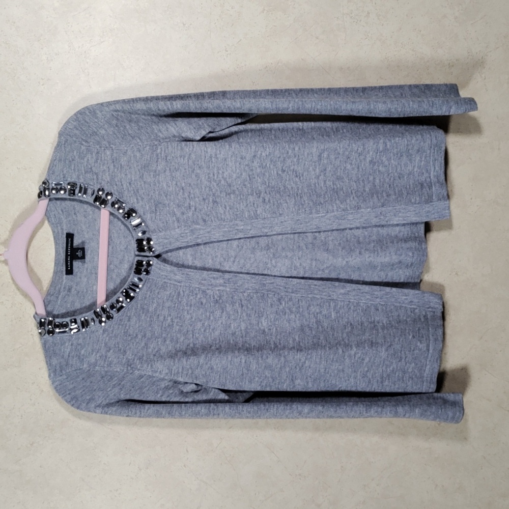 6076 Banana Republic gray wool blend cardigan w/crystals S NEW
